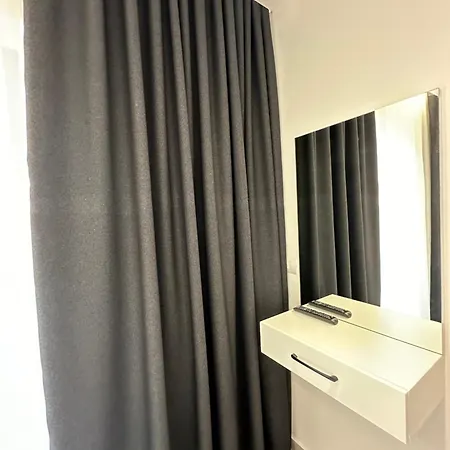 Hotel Io's Sarandë