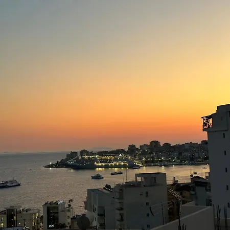 Io's 3* Saranda